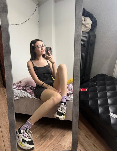 eingeölte titten onlyfans nackt kunst bilder