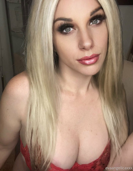 eva rocksttv xxx akt bilder