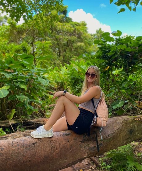 Keira Jackson kunst archiv