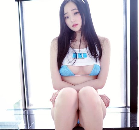 asiatisches teen solo onlyfans porno schöne bilder
