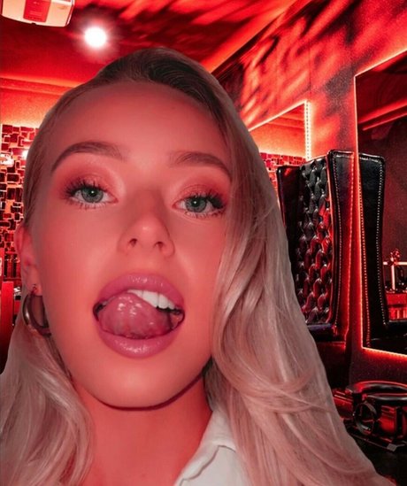 Obey Cardi hübsche exklusive galerien