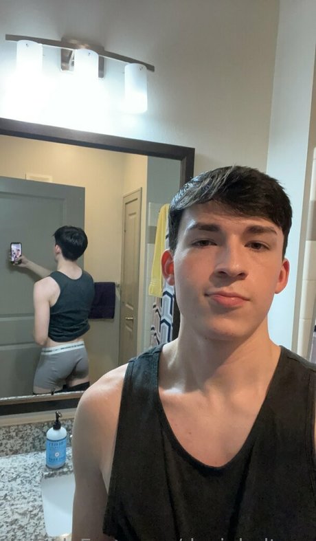 devinholtxxx kostenlose nackte bild