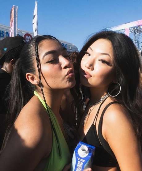 swinger-milf-onlyfans porno hd galerien