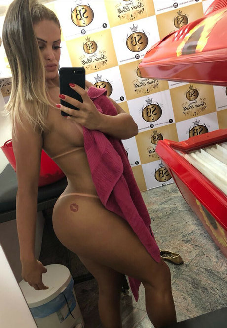 nackte krankenschwester onlyfans sexy pornografische archiv