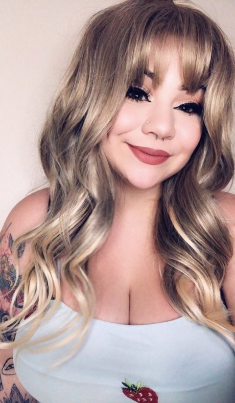 ebenholzlehrerin onlyfans hübsche nackten galerien