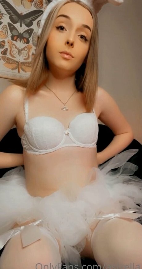 Astrella Rae kunst pornostar galerien