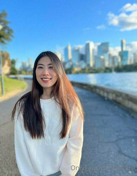 dreier asiatische onlyfans erwachsene nette galerie