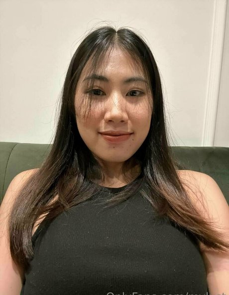 beliebte asiatische onlyfans perfekte nackte galerien