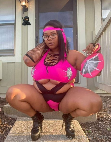 ky rarry hübsche nackten bilder