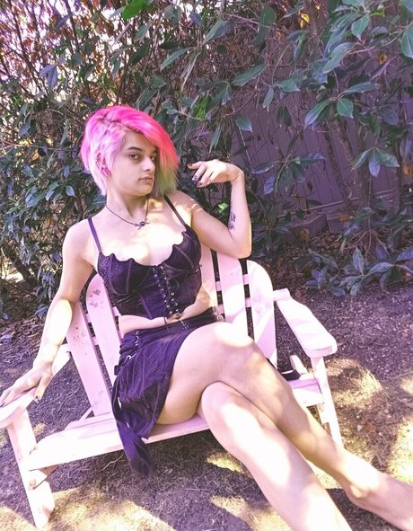 weiße shemale-onlyfans erotische schöne archiv