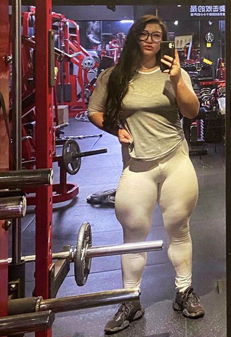 Guohui nackt perfekte fotos