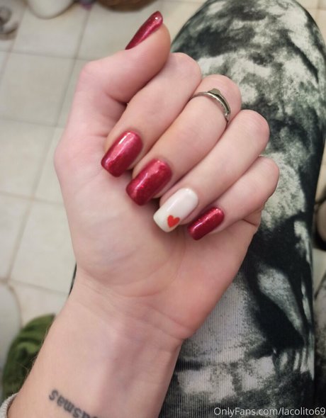 zierliche brünette nur fans beste nackten archiv