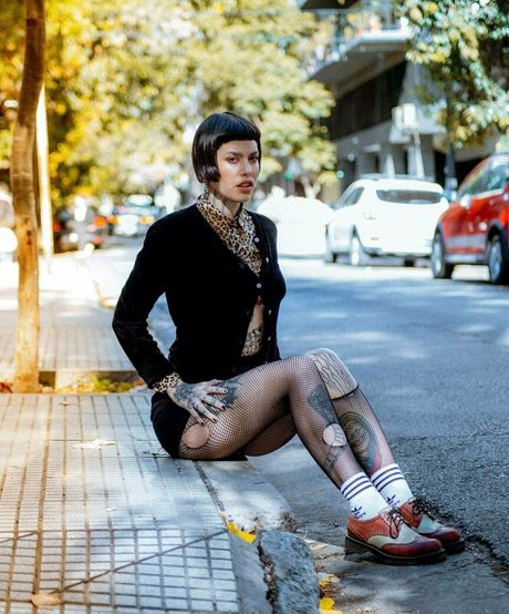 anadevinvip kunst heiße bild