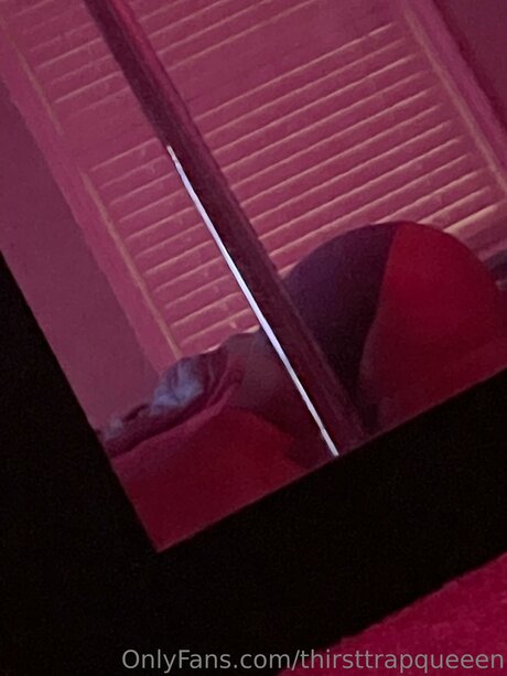 Queeen_ nackt perfekte archiv