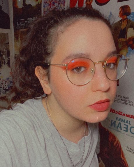 kätzchen xxx onlyfans hübsche fotos