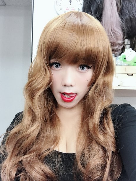 Mico Chen sexy pornostar bilder