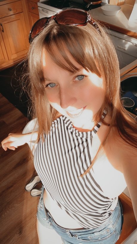 Nova Moon sexy akt fotos