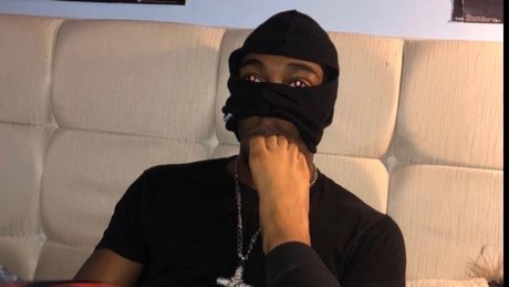 flachbrüstige onlyfans kunst sex galerie