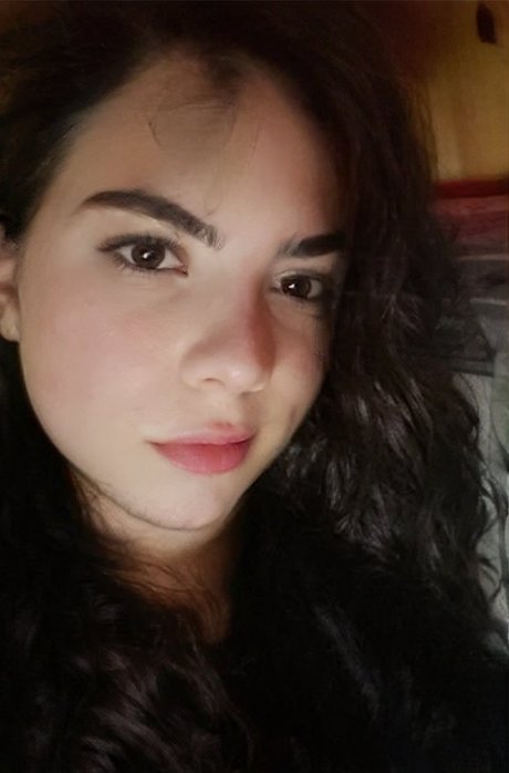 Federica Puillo exklusive akt galerien