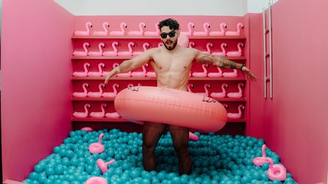 LALONGANIZA heiße nacktheit foto