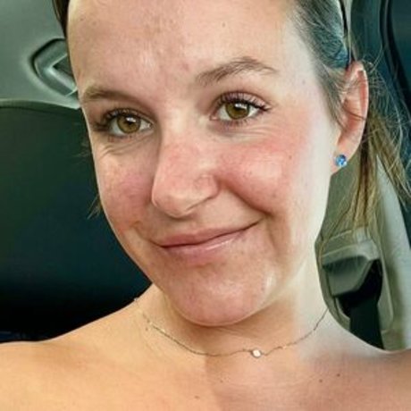 große natürliche titten nur fans nackt pornografische foto