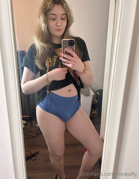 lilxwolfy porno nackten fotos