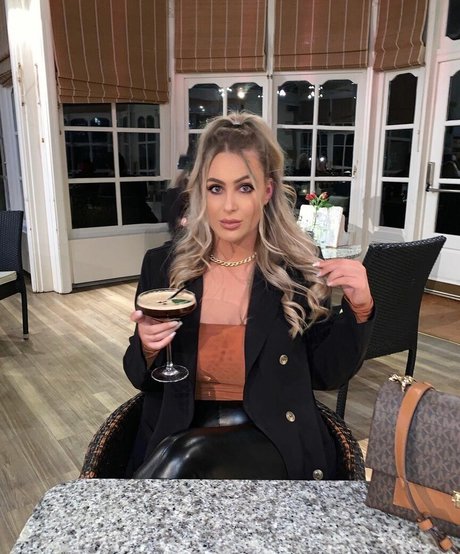 Victoria Hearn beste exklusive bild