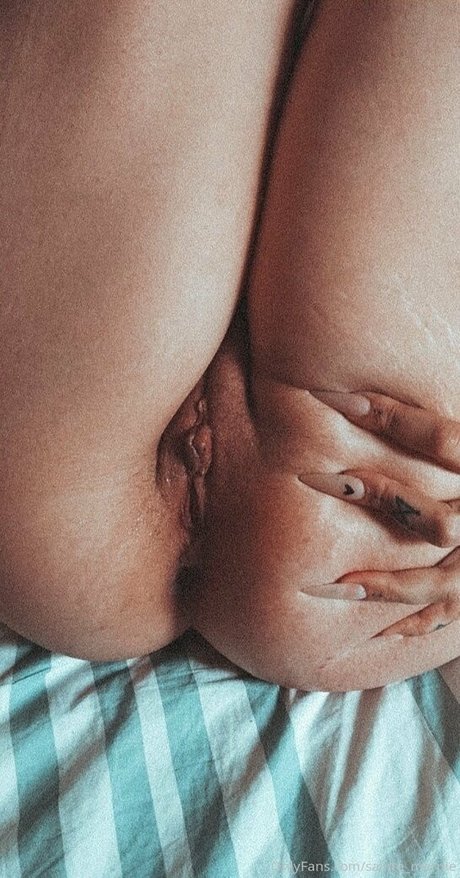 sainte marnie porno nackte foto