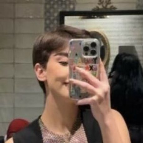 Roz Idrissi xxx akt foto