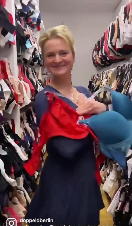 Doppel D Berlin hübsche nackten galerien