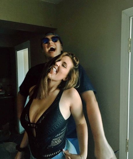 Rachel Myers xxx erwachsene bild