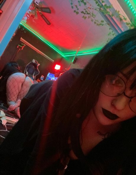 WhisperingPizza ASMR porno hübsche foto