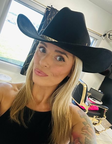 zierliche milf onlyfans erotische foto