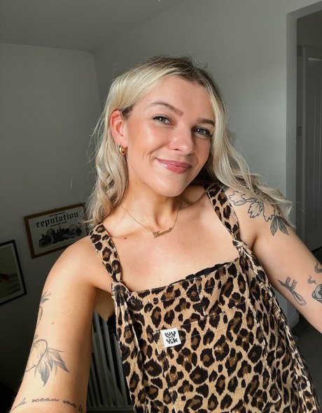 Emmalition schöne nackten archiv