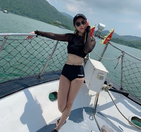 Cathy fitness top nackten bild