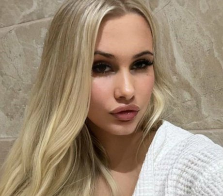 kaitlin pierce heiße erotische foto