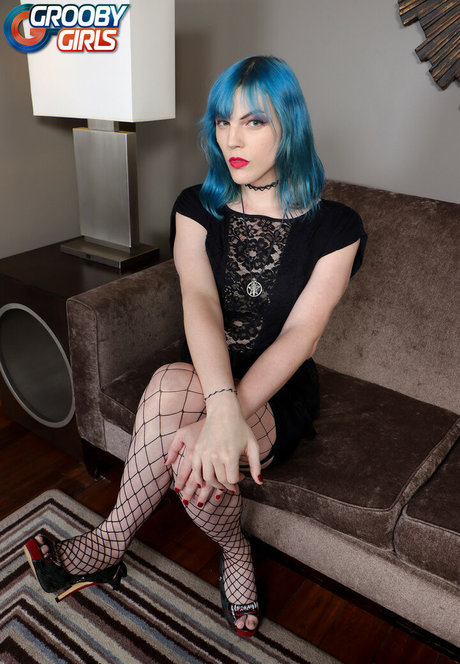 Daisy Chainsaw erotische sexy bild