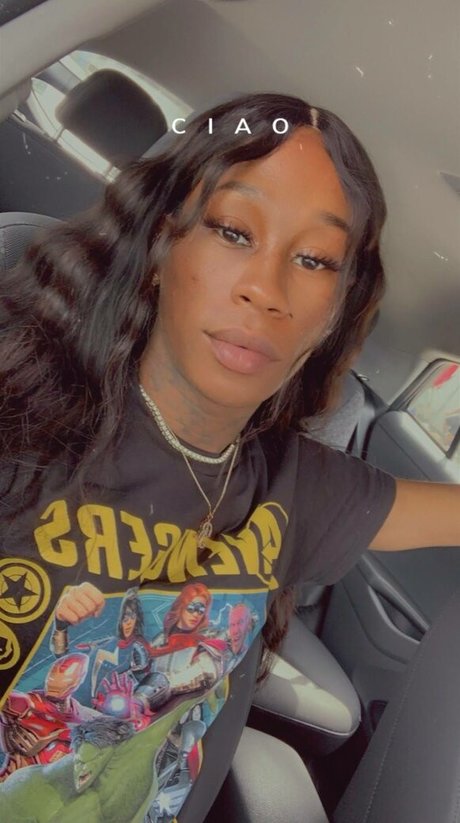 XXXMeganXXX nackt erotische galerie