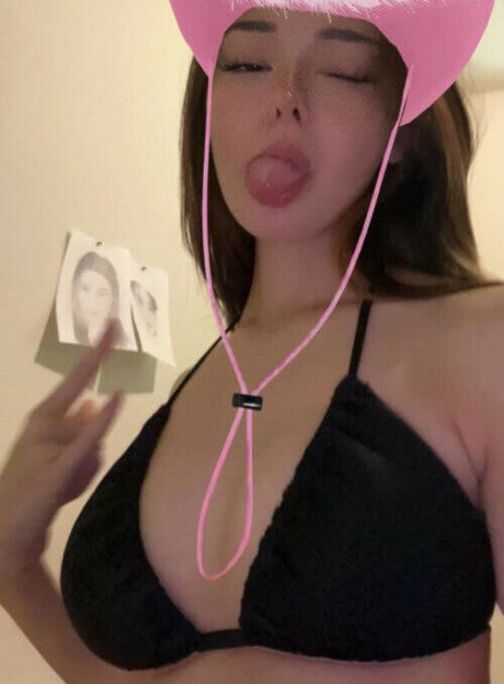 dicke asiatische onlyfans erotische kunst archiv