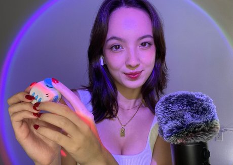 dünne schwarze teenager-onlyfans erotische pornographische archiv