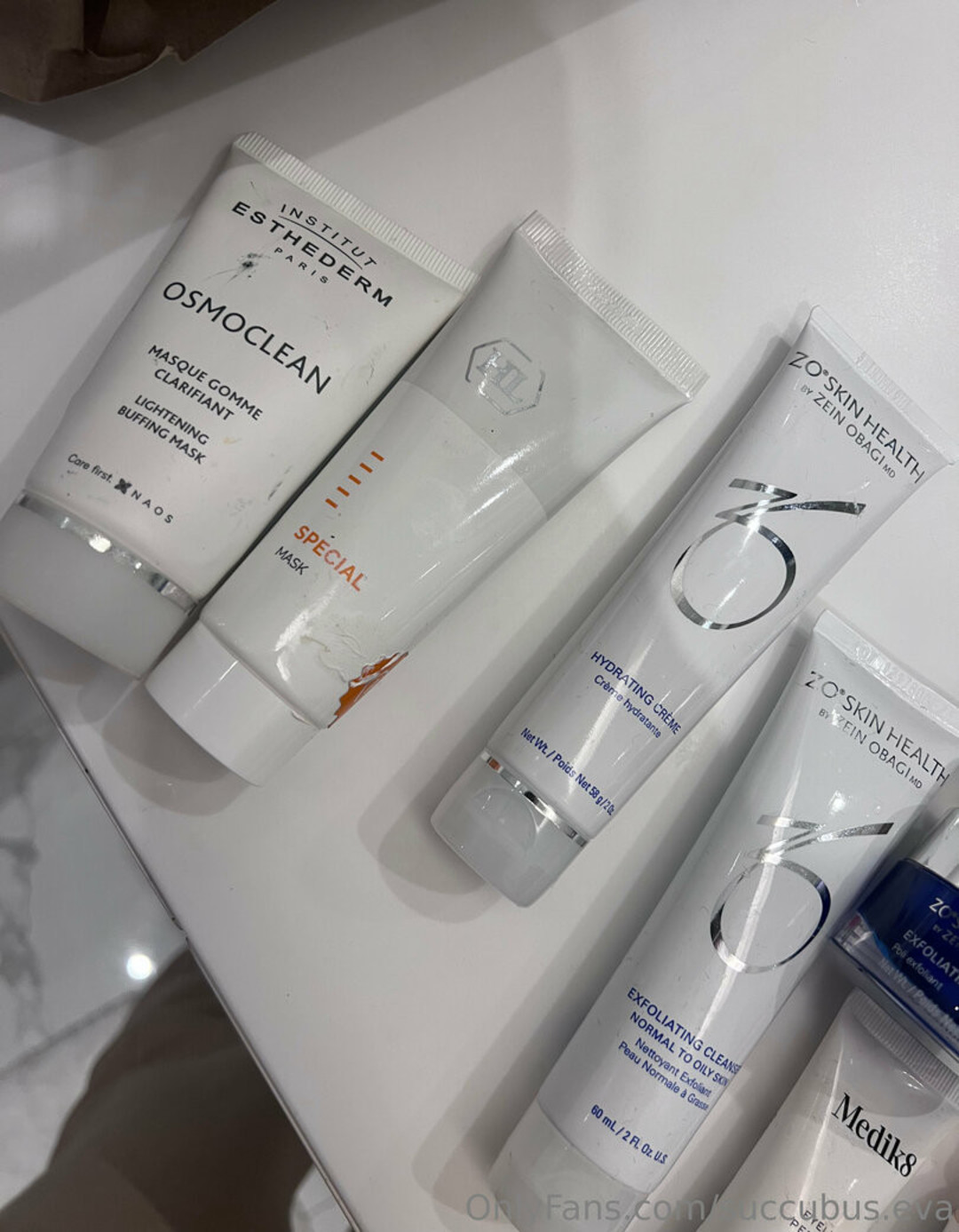 succubus eva model kunst bild