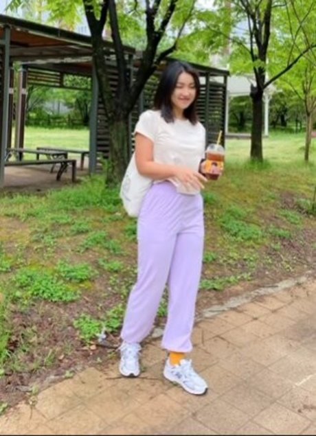 dünne rothaarige onlyfans hübsche hd bild