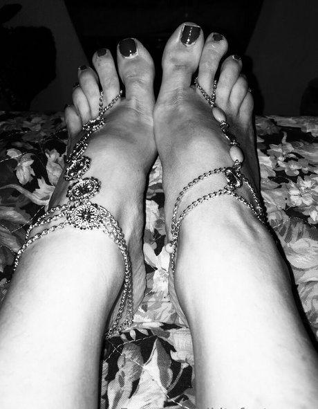 nikitafootqueen heiße perfekte bild