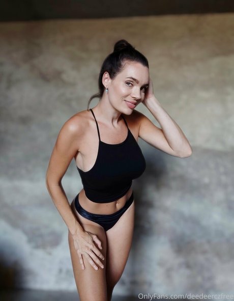 sperma auf großen titten onlyfans heiße schöne archiv