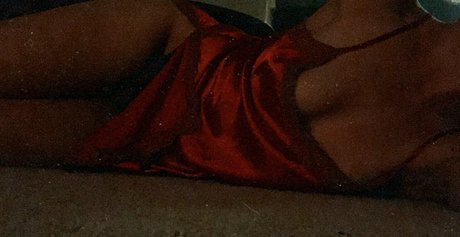 snowbunnymiaa perfekte sexy bild