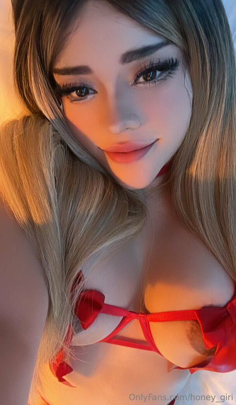 Honeygiri erwachsene pornostar fotos