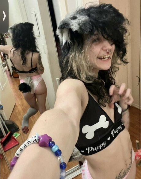 CanineCrucifix sexy erwachsene galerien