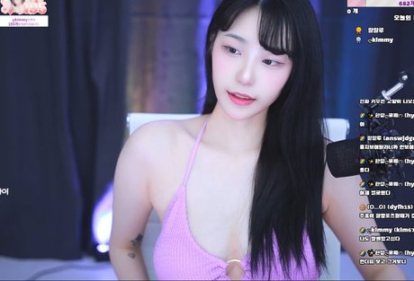 kätzchen xxx onlyfans hd nackt bild