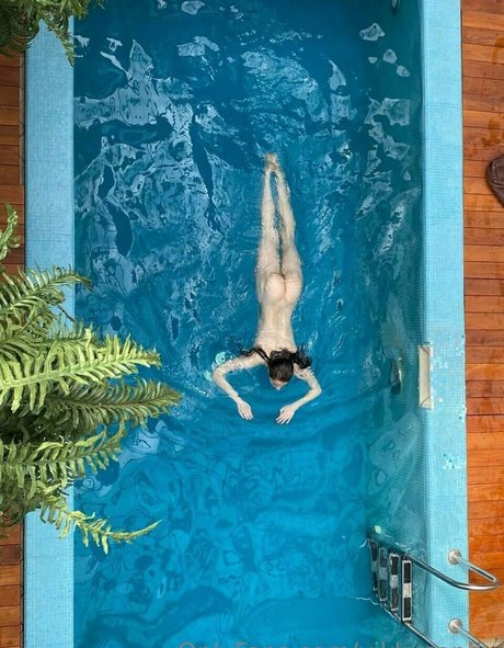 Candy Vikky sexy top bilder