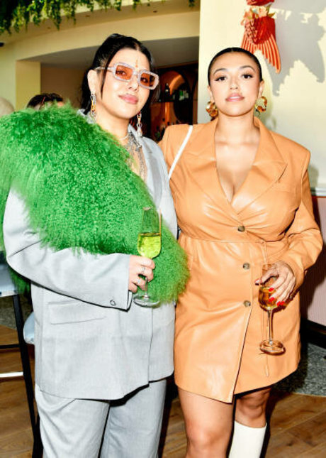 Mahalia heiße nackt foto